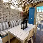 Antibes - Maison De Pecheur Renovee - Terrasse Face A La Mer